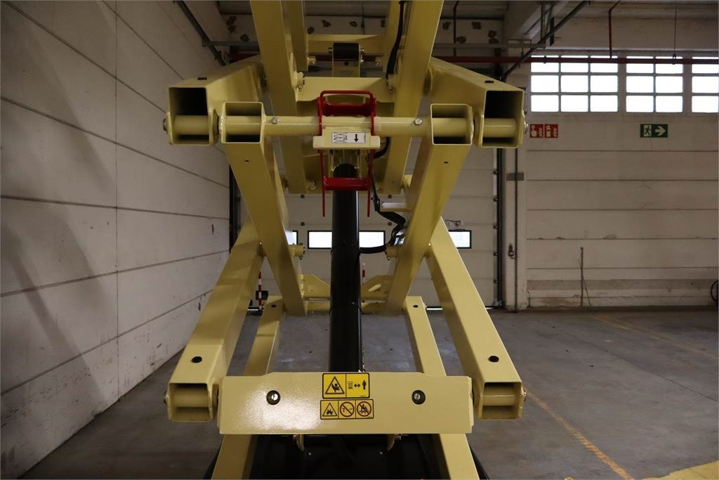 Plataforma de tijeras JLG ES3246: foto 7