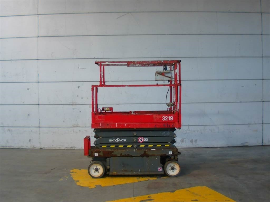 SkyJack SJ3219 - Plataforma de tijeras: foto 1 SkyJack SJ3219 - Plataforma de tijeras: foto 1