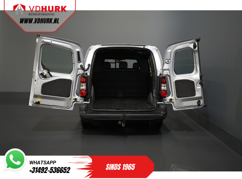Citroën Berlingo 1.6 HDI 90 pk (XL) L2 EXPORT ONLY 3 Pers./ NL-auto/ Navi/ Airco/ Trekhaak - Furgoneta pequeña: foto 5 Citroën Berlingo 1.6 HDI 90 pk (XL) L2 EXPORT ONLY 3 Pers./ NL-auto/ Navi/ Airco/ Trekhaak - Furgoneta pequeña: foto 5