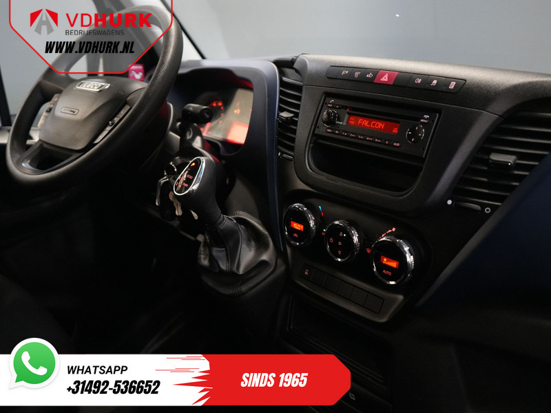 Iveco Daily 35C14D 2.3 140 pk Aut. ZF DC Dubbel Cabine 6 Pers./ Kipper/ Pick Up/ Open Laadbak/ Kieper/ 3.5t Trekverm./ Dubbel Lucht/ Gev.Sto - Furgoneta caja abierta, Furgoneta combi: foto 3 Iveco Daily 35C14D 2.3 140 pk Aut. ZF DC Dubbel Cabine 6 Pers./ Kipper/ Pick Up/ Open Laadbak/ Kieper/ 3.5t Trekverm./ Dubbel Lucht/ Gev.Sto - Furgoneta caja abierta, Furgoneta combi: foto 3