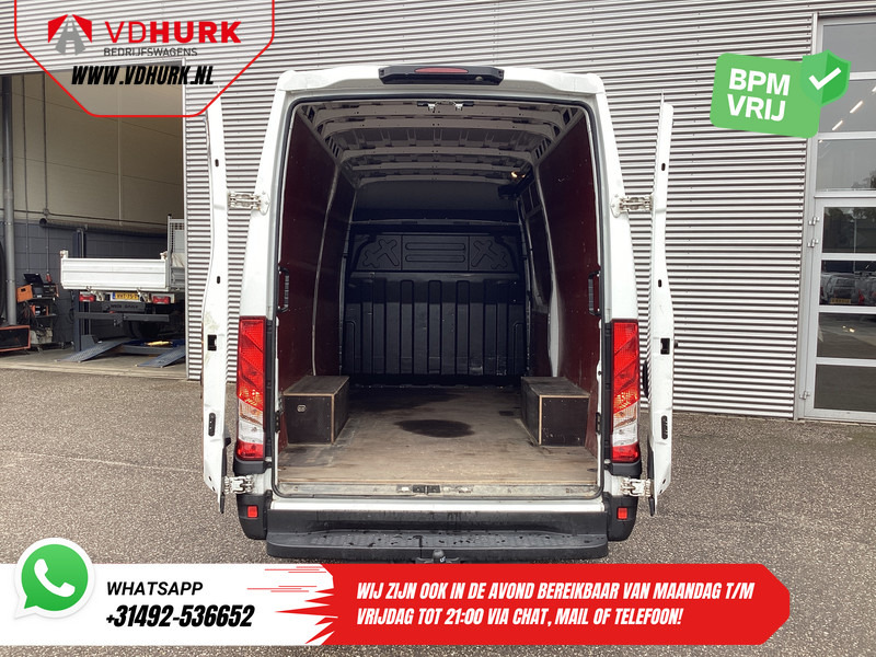 Iveco Daily 35S18 3.0 180 pk L2H2 BPM VRIJ 3.5t Trekhaak/ 270 Gr. Deuren/ Gev. Stoel/ Climate/ CarPlay/ Sidebars/ Camera - Furgón: foto 5 Iveco Daily 35S18 3.0 180 pk L2H2 BPM VRIJ 3.5t Trekhaak/ 270 Gr. Deuren/ Gev. Stoel/ Climate/ CarPlay/ Sidebars/ Camera - Furgón: foto 5