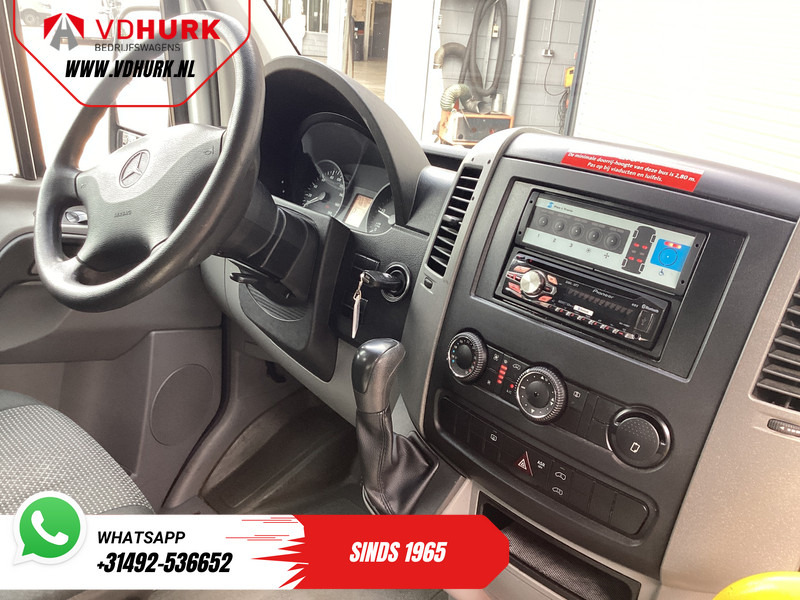 Mercedes-Benz Sprinter 313 2.2 CDI Aut. L2H2 €11.132 Incl. BTW BPM VRIJ! EXPORT ONLY Combi/ 9 Persoons/ Kombi/ 9P/ Airco/ Rolstoellift/ Sidebars/ Rearb - Minibús, Furgoneta de pasajeros: foto 3 Mercedes-Benz Sprinter 313 2.2 CDI Aut. L2H2 €11.132 Incl. BTW BPM VRIJ! EXPORT ONLY Combi/ 9 Persoons/ Kombi/ 9P/ Airco/ Rolstoellift/ Sidebars/ Rearb - Minibús, Furgoneta de pasajeros: foto 3