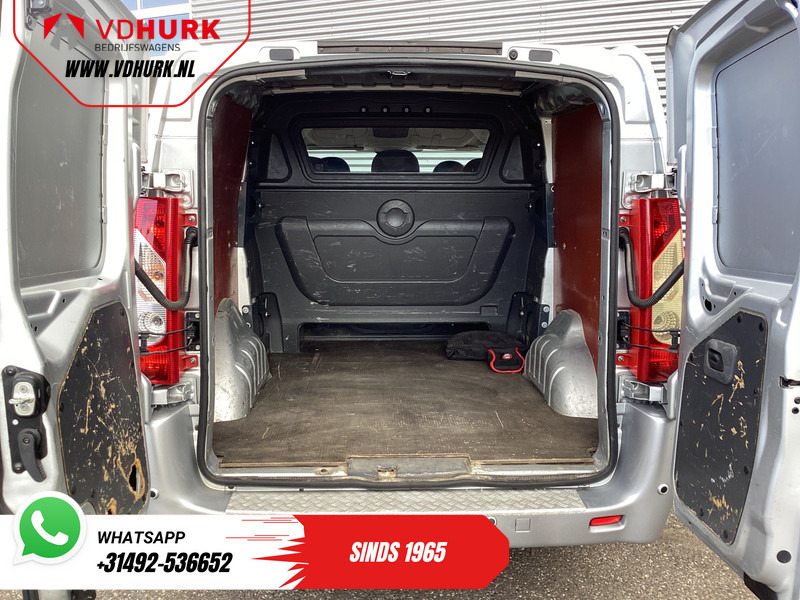 Peugeot Expert 2.0 HDI 130 pk L2 Dubbel Cabine DC EXPORT Airco/ Cruise/ Navi/ PDC/ Trekhaak - Furgoneta pequeña, Furgoneta combi: foto 5 Peugeot Expert 2.0 HDI 130 pk L2 Dubbel Cabine DC EXPORT Airco/ Cruise/ Navi/ PDC/ Trekhaak - Furgoneta pequeña, Furgoneta combi: foto 5