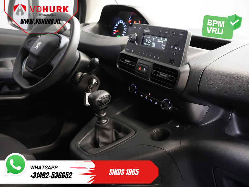Peugeot Partner 1.2 PureTech 110 pk BPM VRIJ/ BENZINE/ PDC/ Cruise/ Airco - Furgoneta pequeña: foto 3 Peugeot Partner 1.2 PureTech 110 pk BPM VRIJ/ BENZINE/ PDC/ Cruise/ Airco - Furgoneta pequeña: foto 3