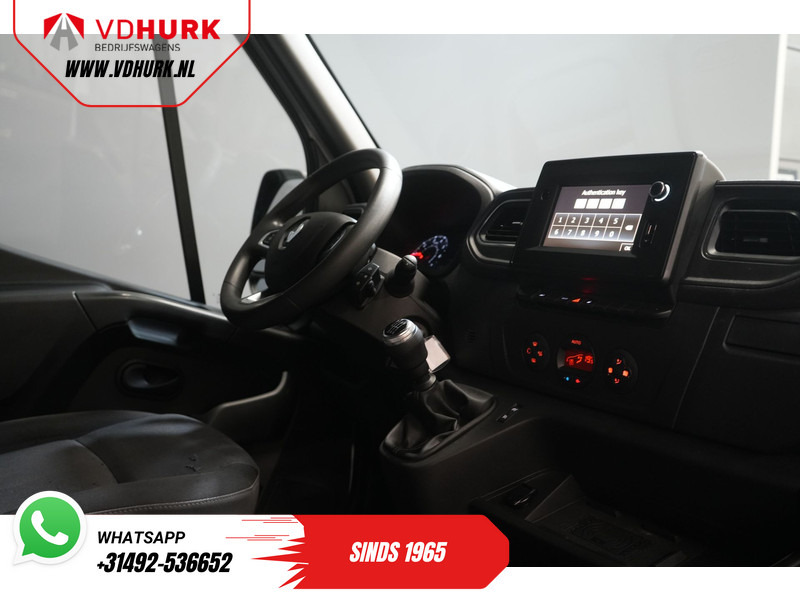 Renault Master 2.3 dCi 135 pk L2H2 BPM VRIJ! 2.5t Trekverm./ Climate/ Imperiaal + Ladder/ Standkachel/ Stoelverw./ PDC/ Trekhaak - Furgón: foto 3 Renault Master 2.3 dCi 135 pk L2H2 BPM VRIJ! 2.5t Trekverm./ Climate/ Imperiaal + Ladder/ Standkachel/ Stoelverw./ PDC/ Trekhaak - Furgón: foto 3