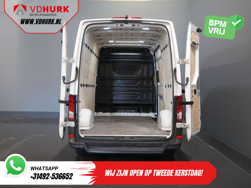 Volkswagen Crafter 35 2.0 TDI 140 pk L3H3 BPM VRIJ! 270Gr. Deuren/ Carplay/ Climate/ Camera/ Cruise - Furgón: foto 5 Volkswagen Crafter 35 2.0 TDI 140 pk L3H3 BPM VRIJ! 270Gr. Deuren/ Carplay/ Climate/ Camera/ Cruise - Furgón: foto 5