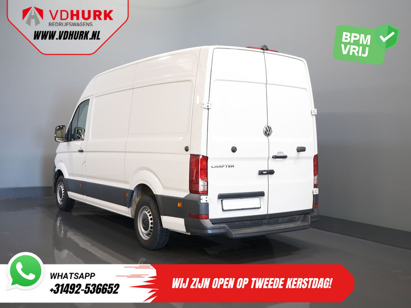 Volkswagen Crafter 35 2.0 TDI 140 pk L3H3 BPM VRIJ! 270Gr. Deuren/ Carplay/ Climate/ Camera/ Cruise - Furgón: foto 2 Volkswagen Crafter 35 2.0 TDI 140 pk L3H3 BPM VRIJ! 270Gr. Deuren/ Carplay/ Climate/ Camera/ Cruise - Furgón: foto 2