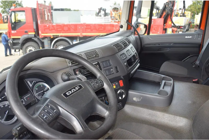 Camión multibasculante DAF CF 460: foto 11