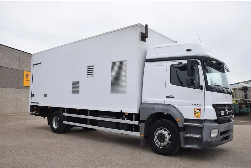 Mercedes-Benz Axor 1824 - Camión caja cerrada: foto 5 Mercedes-Benz Axor 1824 - Camión caja cerrada: foto 5