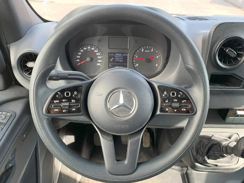 Mercedes-Benz Sprinter 317 CDI*NEW XARIOS 350*L2H2*360°CAMERA*TEMPOMAT*NAVIGATIE* - Furgoneta frigorifica: foto 5 Mercedes-Benz Sprinter 317 CDI*NEW XARIOS 350*L2H2*360°CAMERA*TEMPOMAT*NAVIGATIE* - Furgoneta frigorifica: foto 5