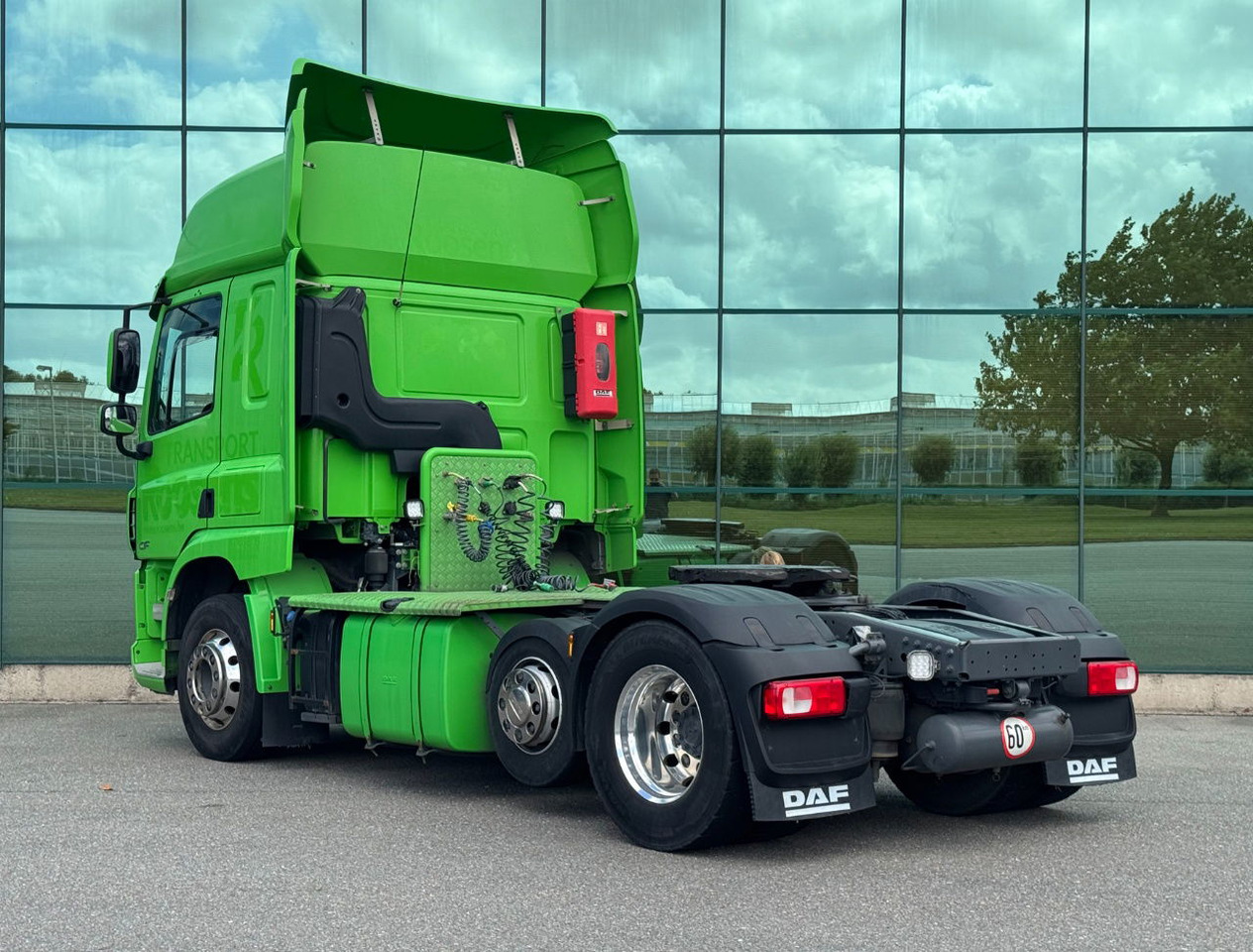 DAF CF 450 FTP Space CAB Only 447.500 KM 2x Tanks TOP Condition Belgium Truck - Cabeza tractora: foto 3 DAF CF 450 FTP Space CAB Only 447.500 KM 2x Tanks TOP Condition Belgium Truck - Cabeza tractora: foto 3