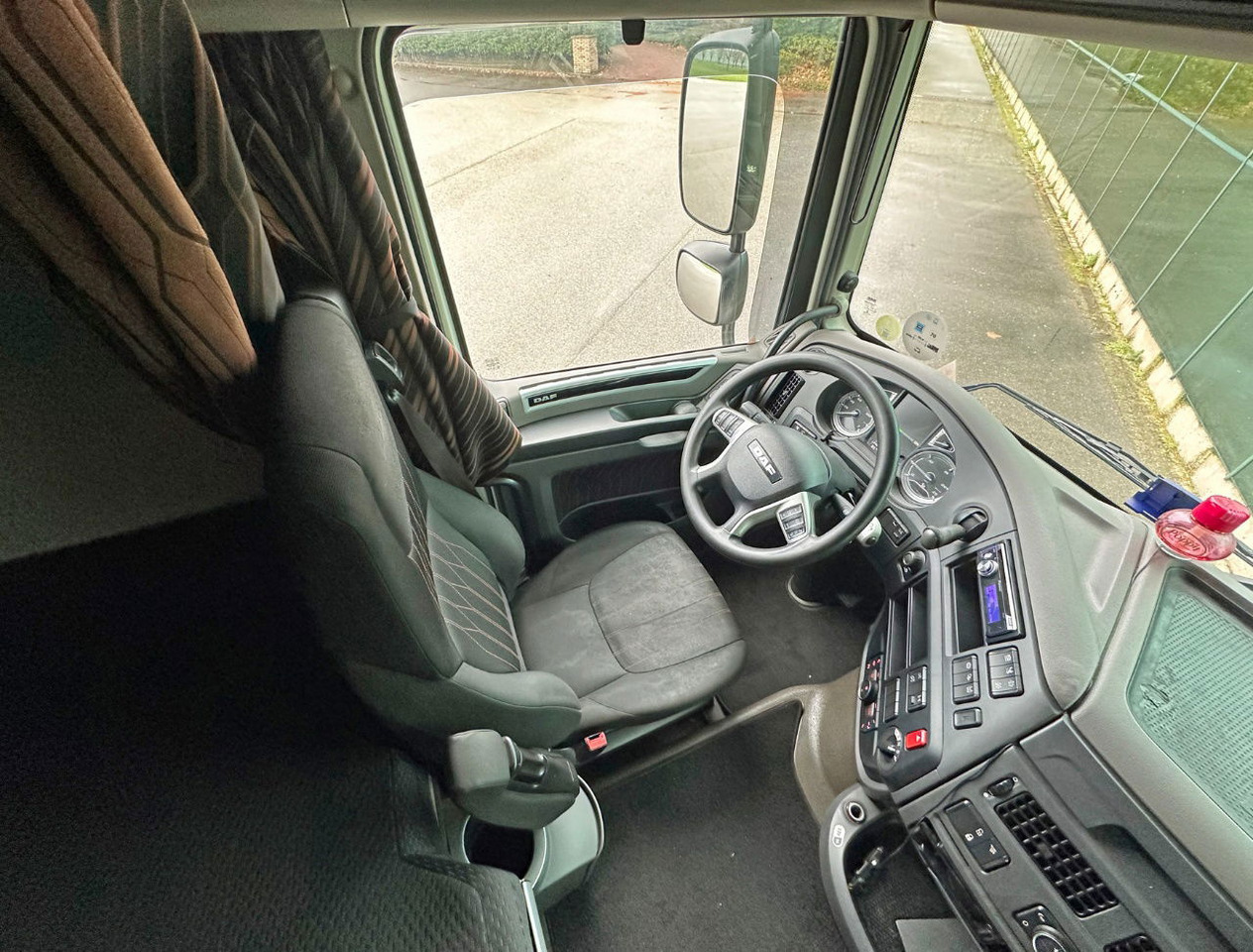 Cabeza tractora DAF XF 480 Euro 6 FT SSC 2X Tanks 725.000 KM NL-Truck: foto 12