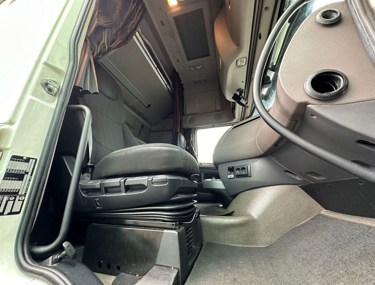 Cabeza tractora DAF XF 480 Euro 6 FT SSC 2X Tanks 725.000 KM NL-Truck: foto 13