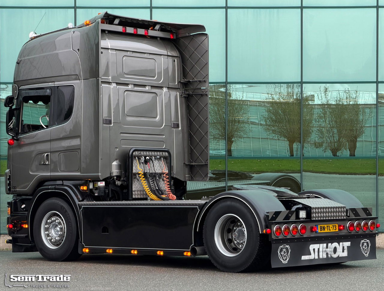 Scania R164-480 V8 King Retarder Manual Gearbox Showtruck Completely Rebuild Unique Condition - Cabeza tractora: foto 3 Scania R164-480 V8 King Retarder Manual Gearbox Showtruck Completely Rebuild Unique Condition - Cabeza tractora: foto 3