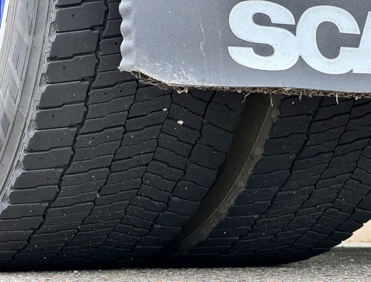 Cabeza tractora Scania S450 Full AIR Retarder 2X Tanks Only 659.000 KM Super Condition: foto 24