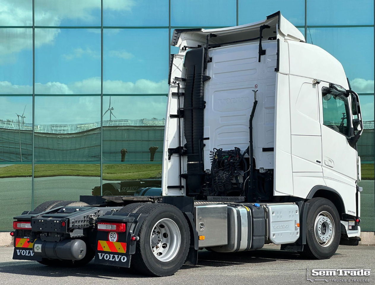 Volvo FH 13.460 LNG + Diesel I-Park Cool Full AIR Super Condition Belgium-Truck - Cabeza tractora: foto 4 Volvo FH 13.460 LNG + Diesel I-Park Cool Full AIR Super Condition Belgium-Truck - Cabeza tractora: foto 4