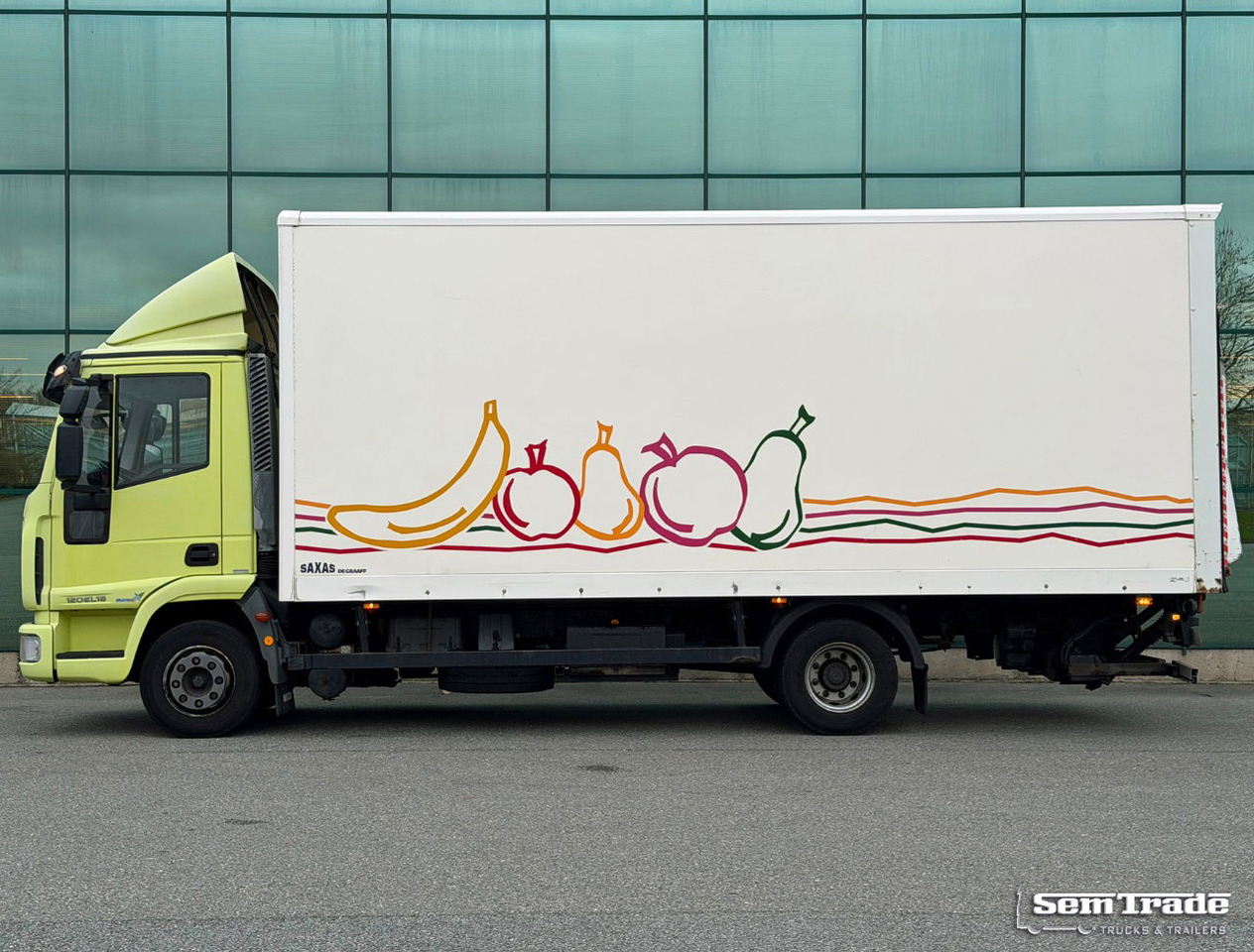 Iveco EuroCargo 120 EL18 Euro 5 Only 105.100 KM Saxas BOX 595x250x238 Inside - Camión caja cerrada: foto 2 Iveco EuroCargo 120 EL18 Euro 5 Only 105.100 KM Saxas BOX 595x250x238 Inside - Camión caja cerrada: foto 2