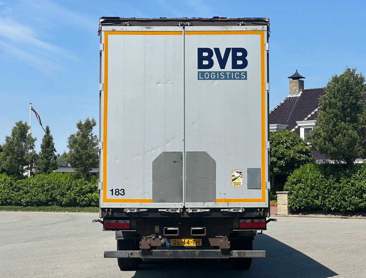 Kögel SN24 Edscha SAF Axles Disc Brakes Lift Axle TOP Condition NL Trailer - Semirremolque lona: foto 4 Kögel SN24 Edscha SAF Axles Disc Brakes Lift Axle TOP Condition NL Trailer - Semirremolque lona: foto 4