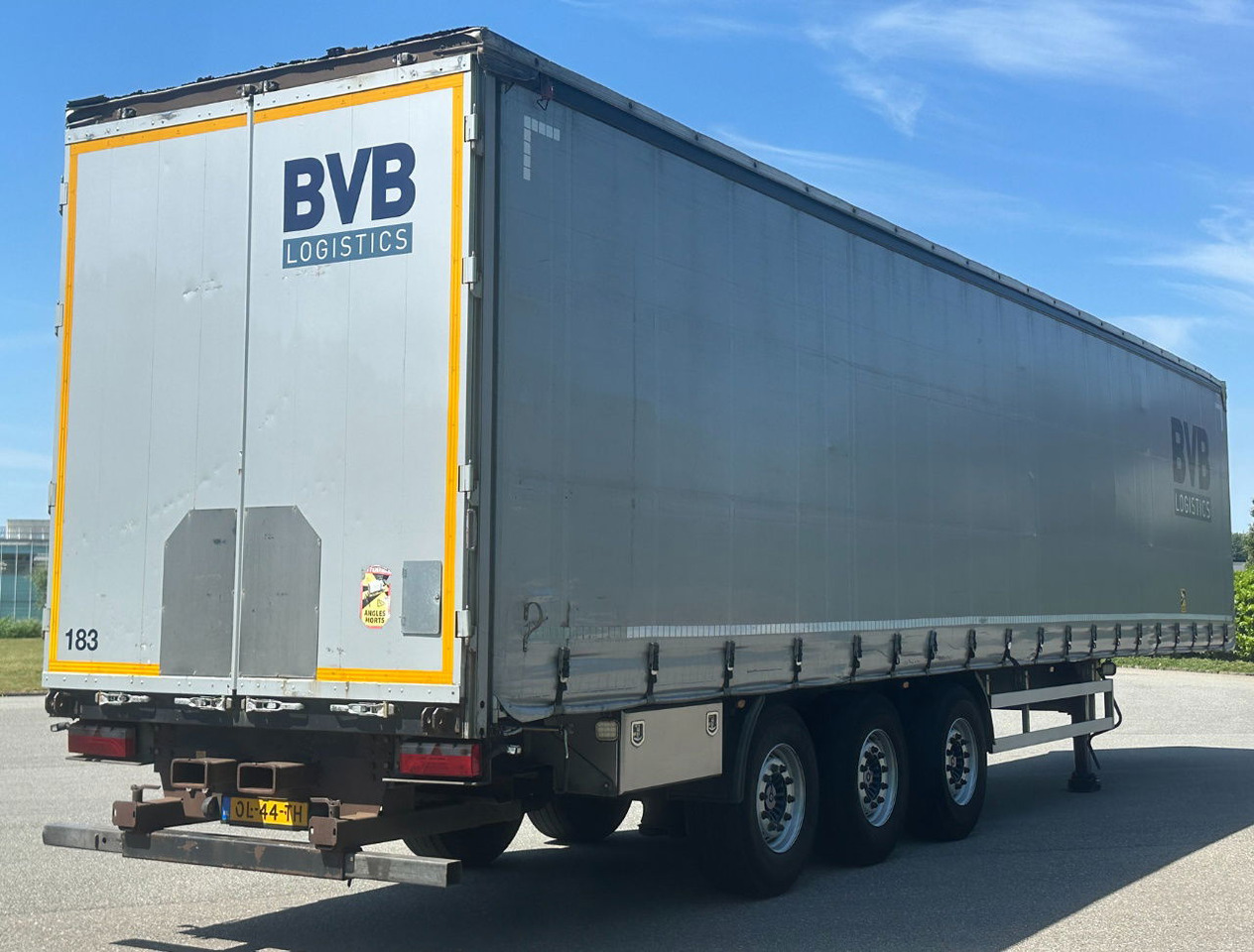 Kögel SN24 Edscha SAF Axles Disc Brakes Lift Axle TOP Condition NL Trailer - Semirremolque lona: foto 5 Kögel SN24 Edscha SAF Axles Disc Brakes Lift Axle TOP Condition NL Trailer - Semirremolque lona: foto 5