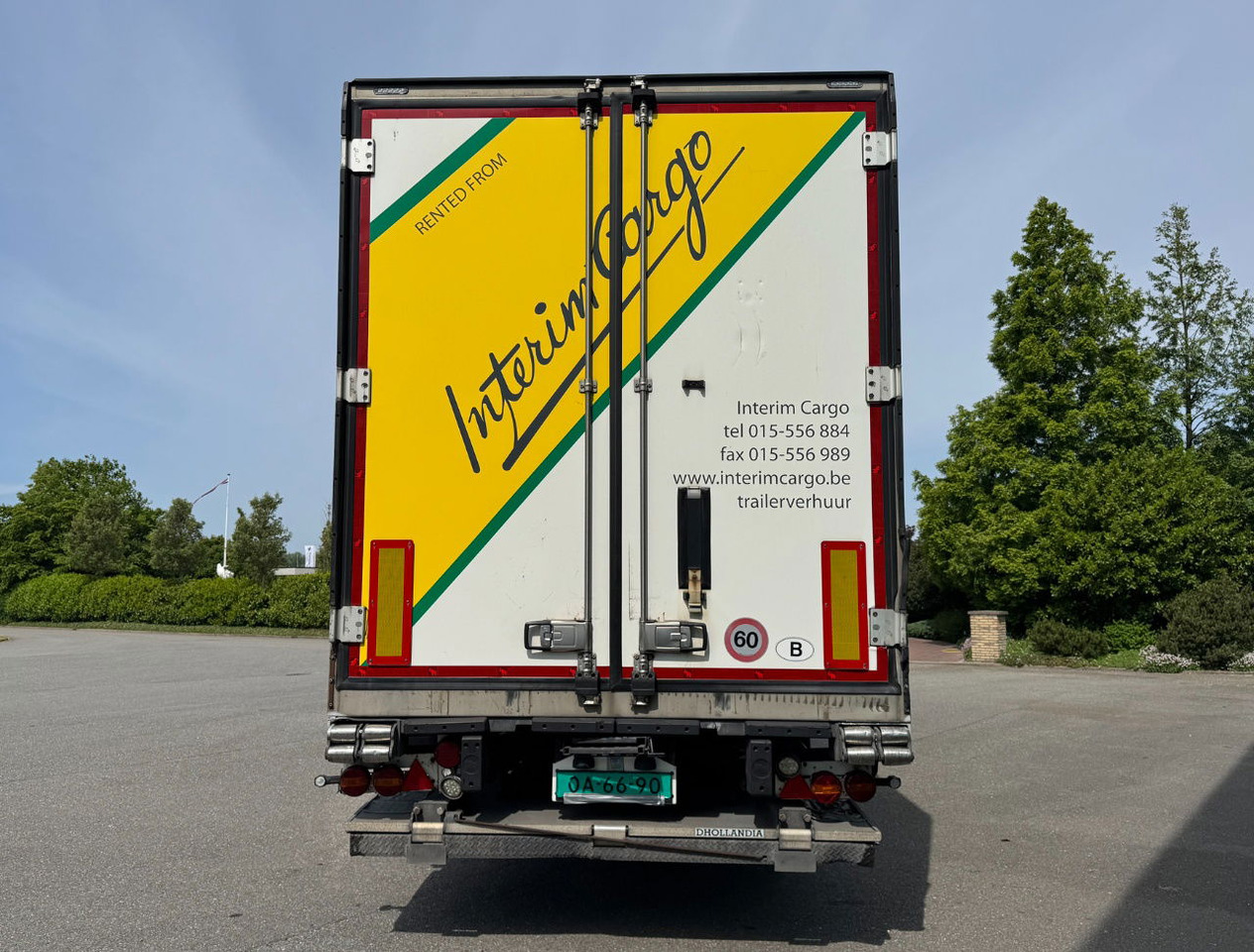 Schmitz Cargobull SCBS3B 275 CM High 250 Wide Tail Lift Carrier Vector 1550 Dopp - Semirremolque frigorífico: foto 4 Schmitz Cargobull SCBS3B 275 CM High 250 Wide Tail Lift Carrier Vector 1550 Dopp - Semirremolque frigorífico: foto 4