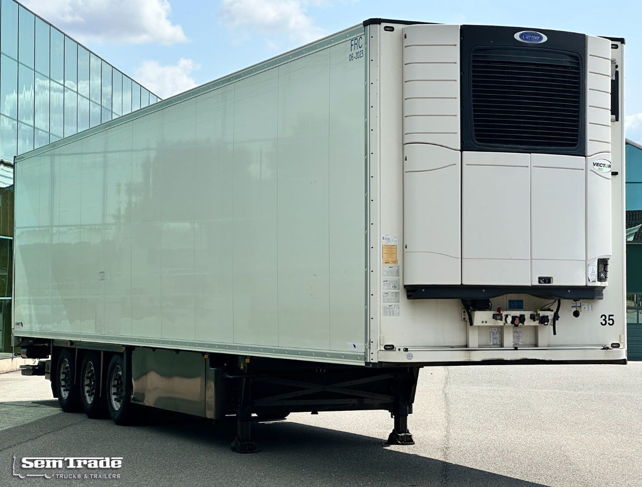 Semirremolque frigorífico Schmitz Cargobull SCBS3B Carrier Vector 1550 Tail Lift 275 CM High Inside TOP Condition: foto 6