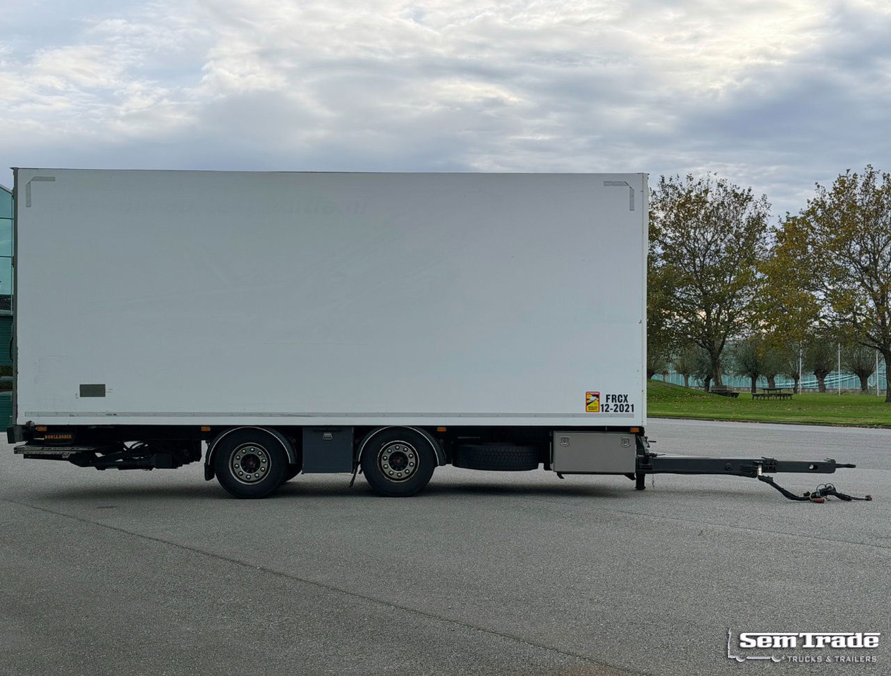 Van Weel VW 18000 VW EBO Isolated BOX TRS Cooling Tail Lift NL-Trailer - Remolque isotérmico: foto 5 Van Weel VW 18000 VW EBO Isolated BOX TRS Cooling Tail Lift NL-Trailer - Remolque isotérmico: foto 5