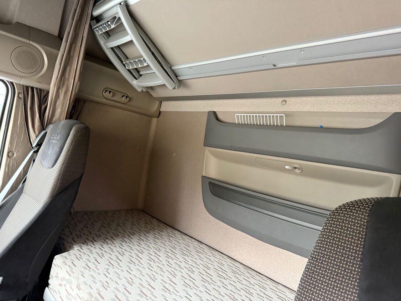 Cabeza tractora DAF XF 510 TOP CONDITION!!!: foto 12