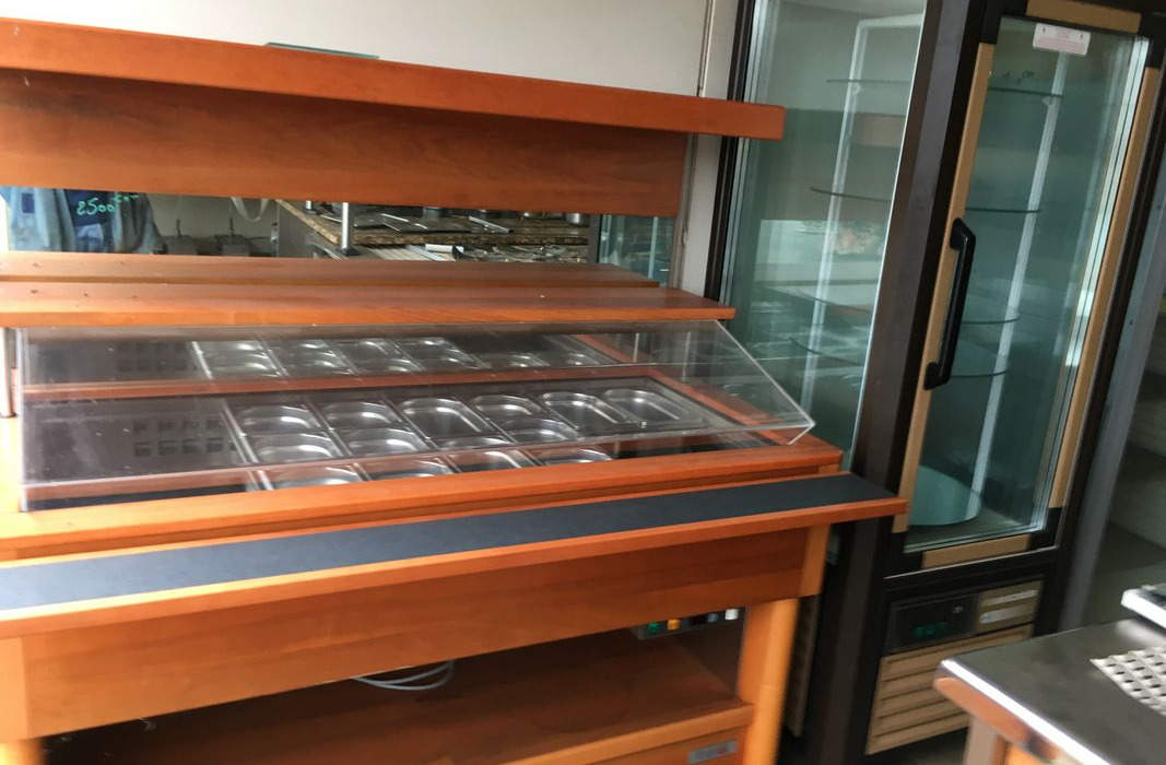Tour refrigere Gastro ou 600x400 Armoires froides Self de presentation Table de decoupe refrigeree - Maquinaria de alimentación: foto 2 Tour refrigere Gastro ou 600x400 Armoires froides Self de presentation Table de decoupe refrigeree - Maquinaria de alimentación: foto 2