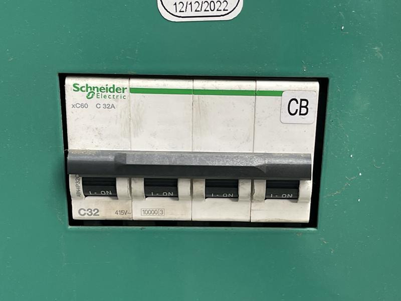 Generador industriale Cummins C 22 D 5: foto 10 Generador industriale Cummins C 22 D 5: foto 10