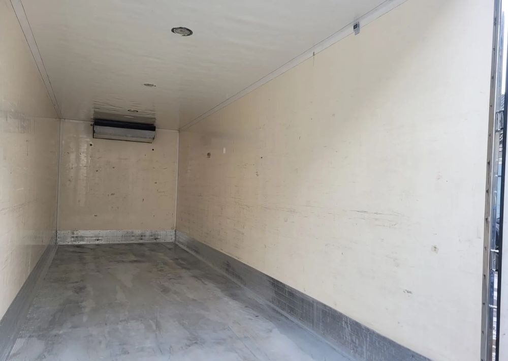 Leasing para  Chereau Kontener chłodnia CHEREAU Chereau Kontener chłodnia CHEREAU: foto 9
