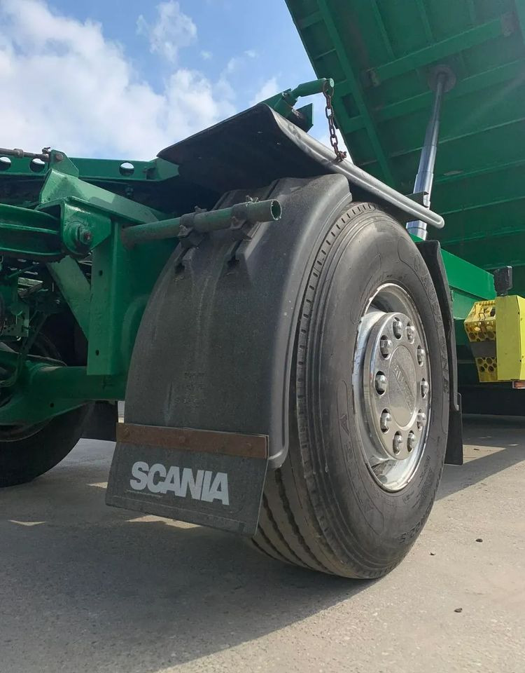 Krone Przyczepa skrzynia ładunkowa wywrot trojstronny - Remolque volquete agrícola: foto 4 Krone Przyczepa skrzynia ładunkowa wywrot trojstronny - Remolque volquete agrícola: foto 4