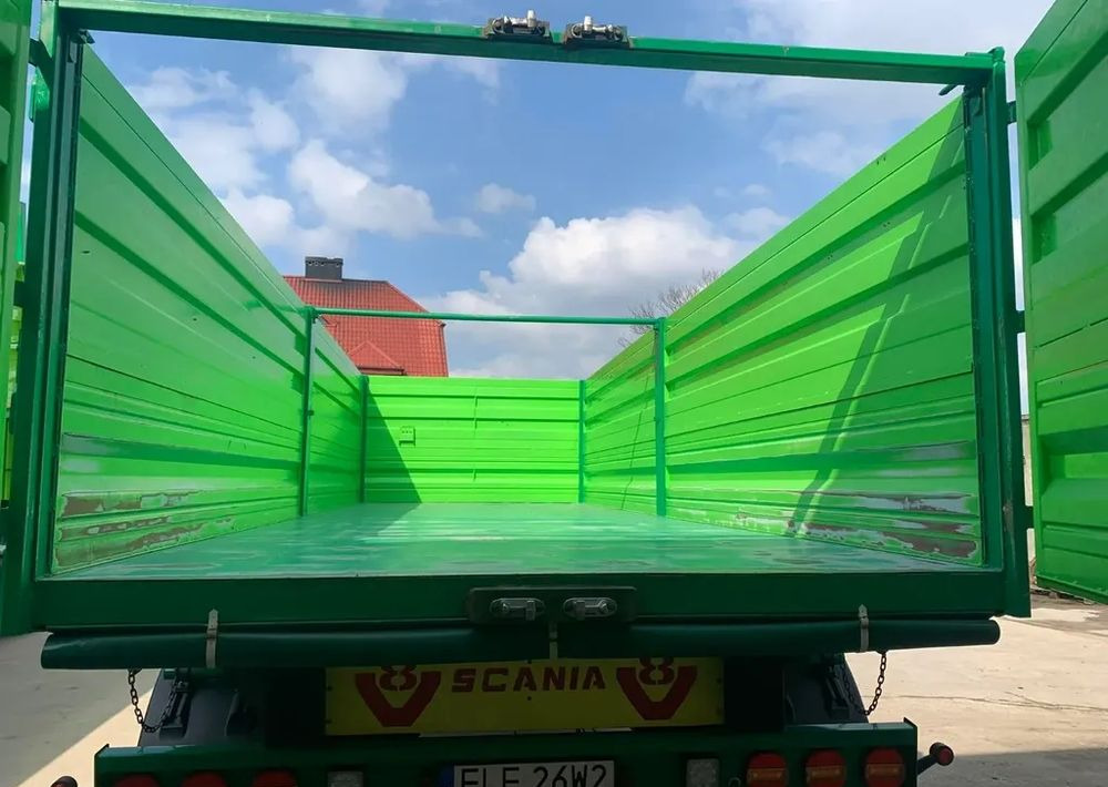 Krone Przyczepa skrzynia ładunkowa wywrot trojstronny - Remolque volquete agrícola: foto 3 Krone Przyczepa skrzynia ładunkowa wywrot trojstronny - Remolque volquete agrícola: foto 3