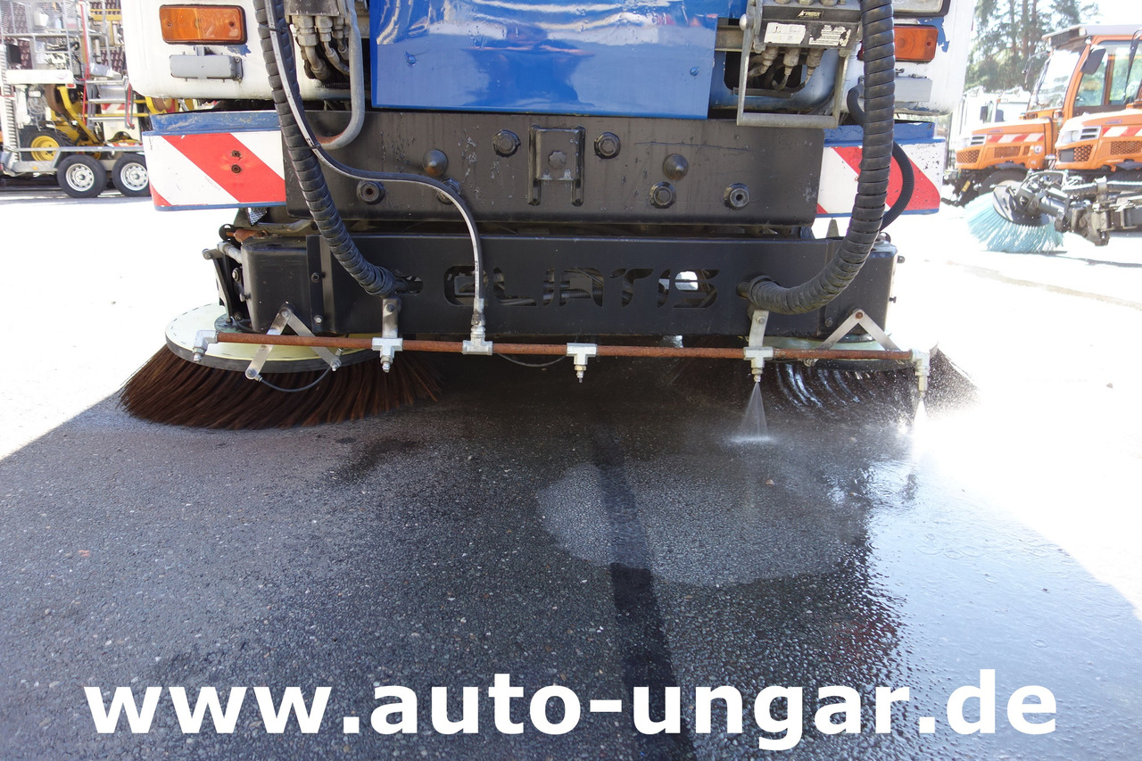 BUCHER CityCat CC5000 Schienenreiniger Kehrmaschine RailRoad Zweiweg - Barredora vial: foto 2 BUCHER CityCat CC5000 Schienenreiniger Kehrmaschine RailRoad Zweiweg - Barredora vial: foto 2