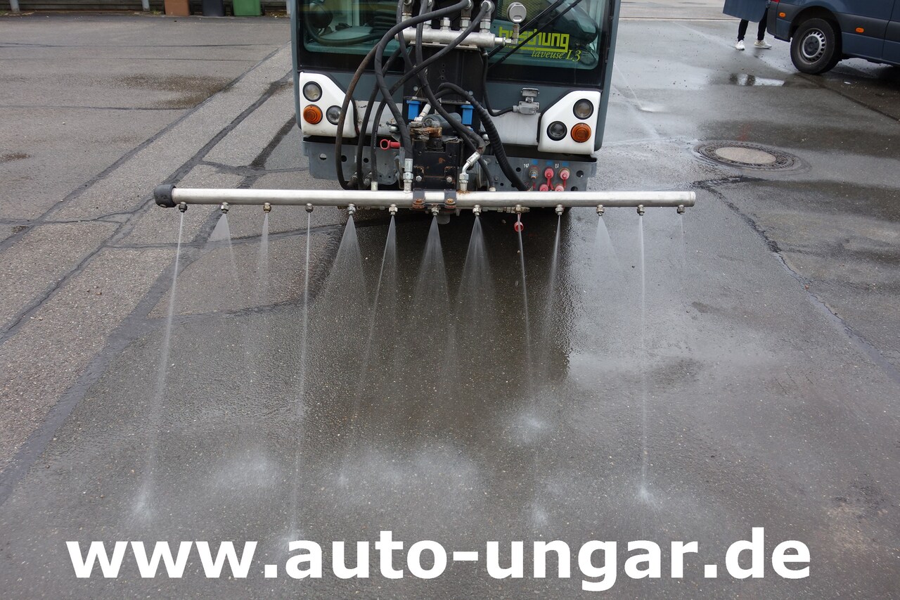 Boschung L3 Schwemmfahrzeug 4-Rad Lenkung Motorschaden - Hidrolimpiadora: foto 2 Boschung L3 Schwemmfahrzeug 4-Rad Lenkung Motorschaden - Hidrolimpiadora: foto 2