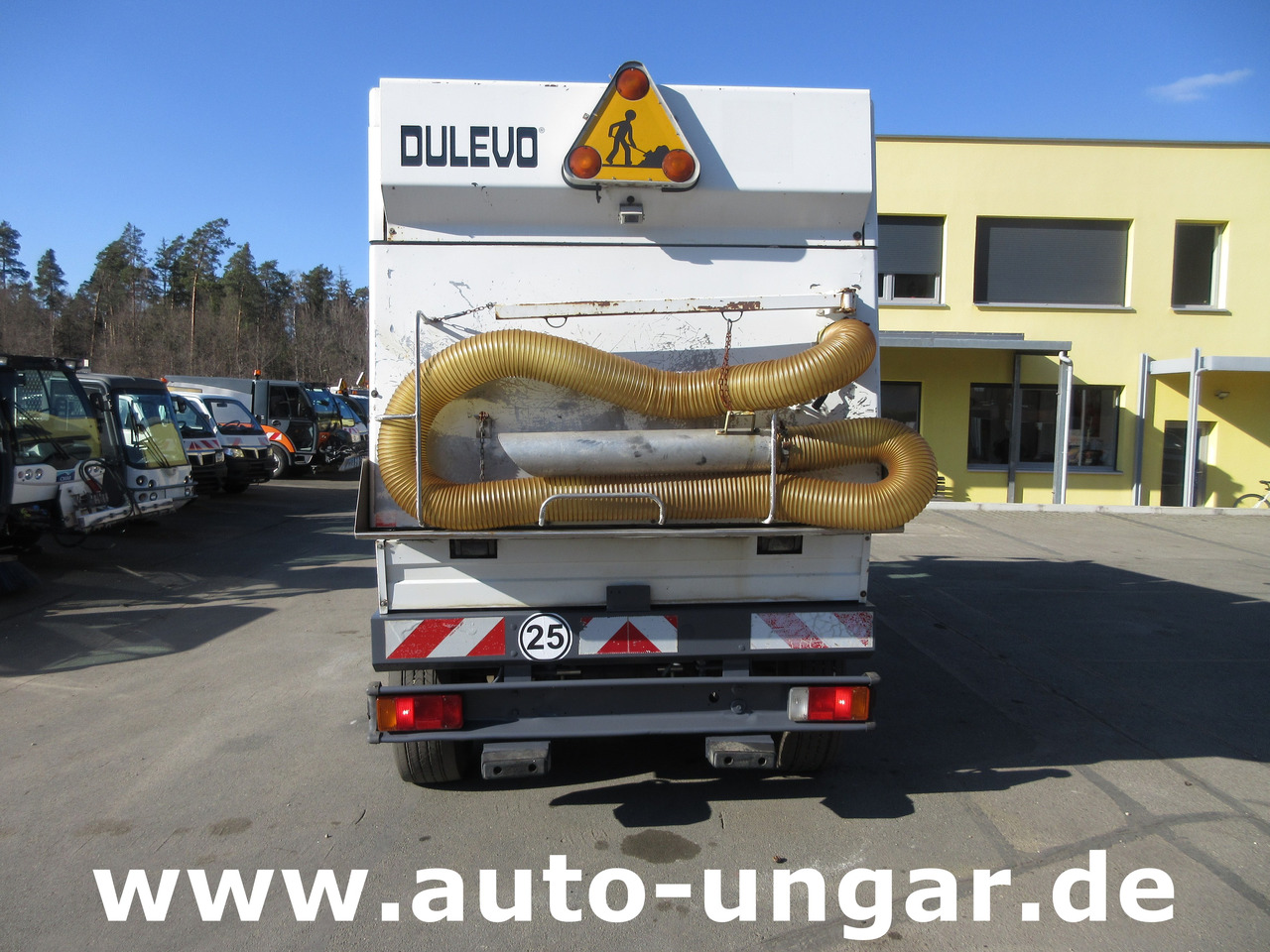 DULEVO 5000 City Hochentleerung Handsaugschlauch  Frontbesen 4x4x4 - Barredora vial: foto 4 DULEVO 5000 City Hochentleerung Handsaugschlauch  Frontbesen 4x4x4 - Barredora vial: foto 4