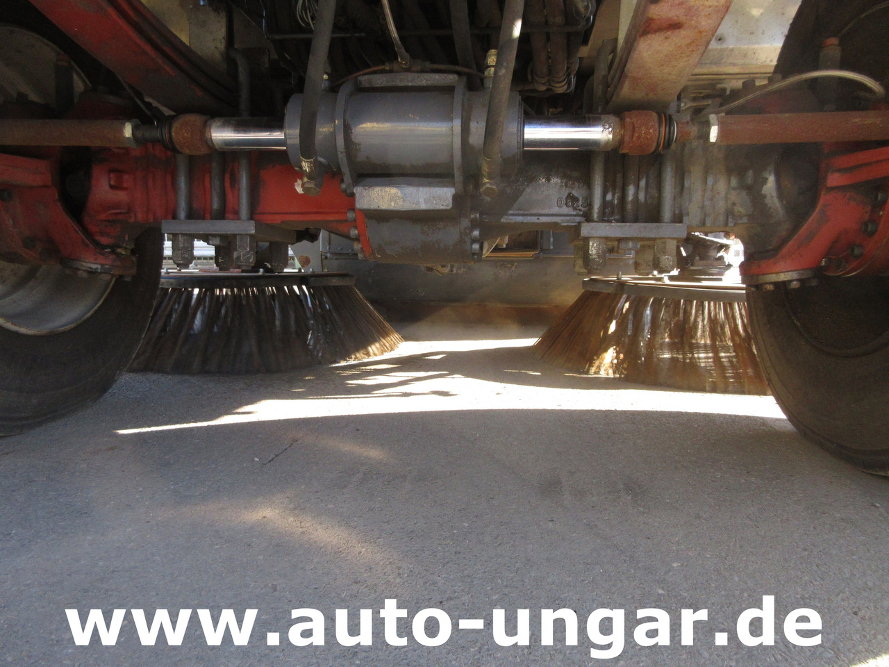 Barredora vial DULEVO 5000 City Hochentleerung Handsaugschlauch  Frontbesen 4x4x4: foto 24