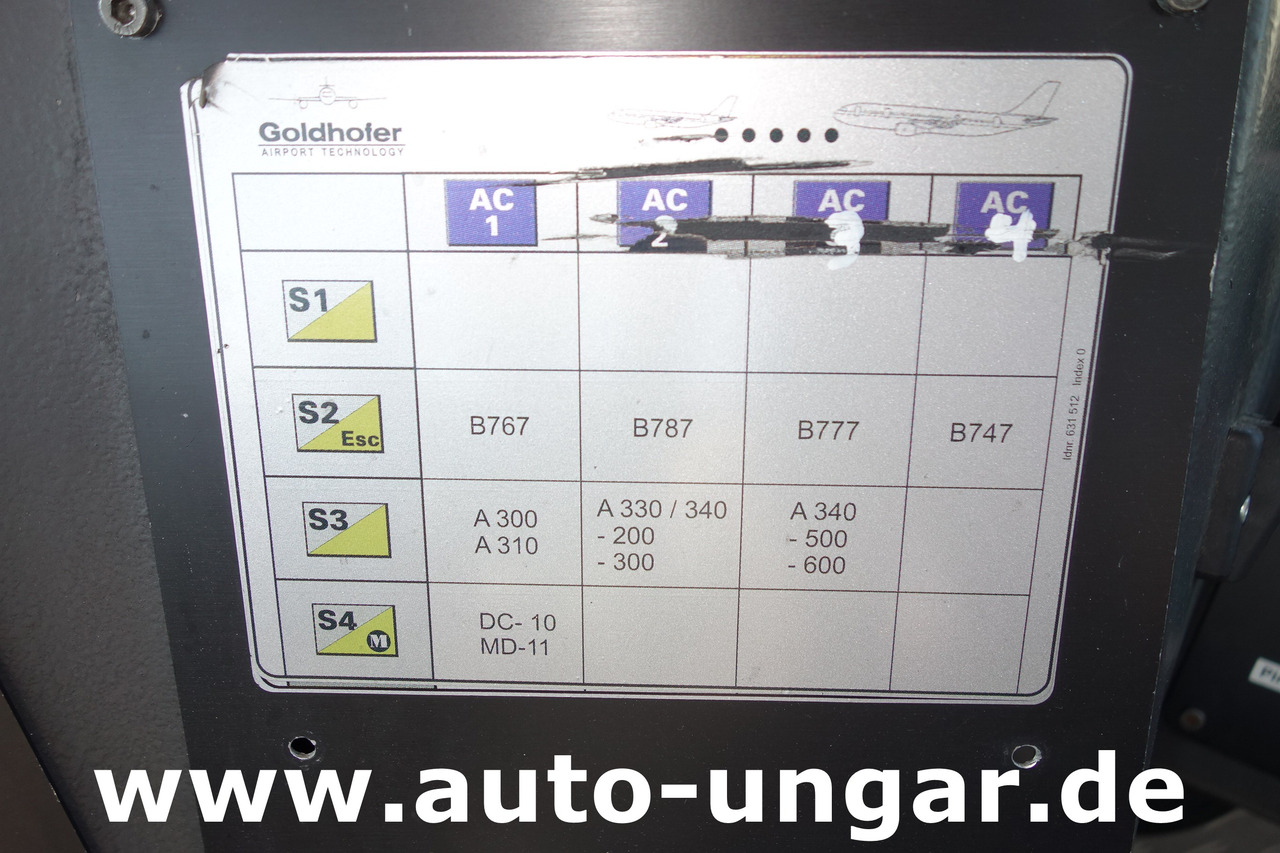 Remolcador de aviones GOLDHOFER AST-1 A500 Baujahr 1999 Push-Back towbarless Pushback Liebherr used GSE: foto 23 Remolcador de aviones GOLDHOFER AST-1 A500 Baujahr 1999 Push-Back towbarless Pushback Liebherr used GSE: foto 23