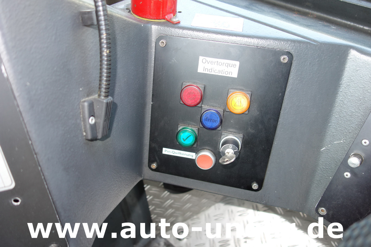 Remolcador de aviones GOLDHOFER AST-1 A500 Baujahr 1999 Push-Back towbarless Pushback Liebherr used GSE: foto 22 Remolcador de aviones GOLDHOFER AST-1 A500 Baujahr 1999 Push-Back towbarless Pushback Liebherr used GSE: foto 22