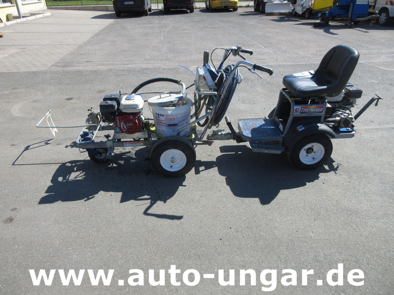 Graco LineLazer III 3900 Linedriver ride-on striper Roadmarking Straßenmarkierung - Construcción de carreteras: foto 3 Graco LineLazer III 3900 Linedriver ride-on striper Roadmarking Straßenmarkierung - Construcción de carreteras: foto 3