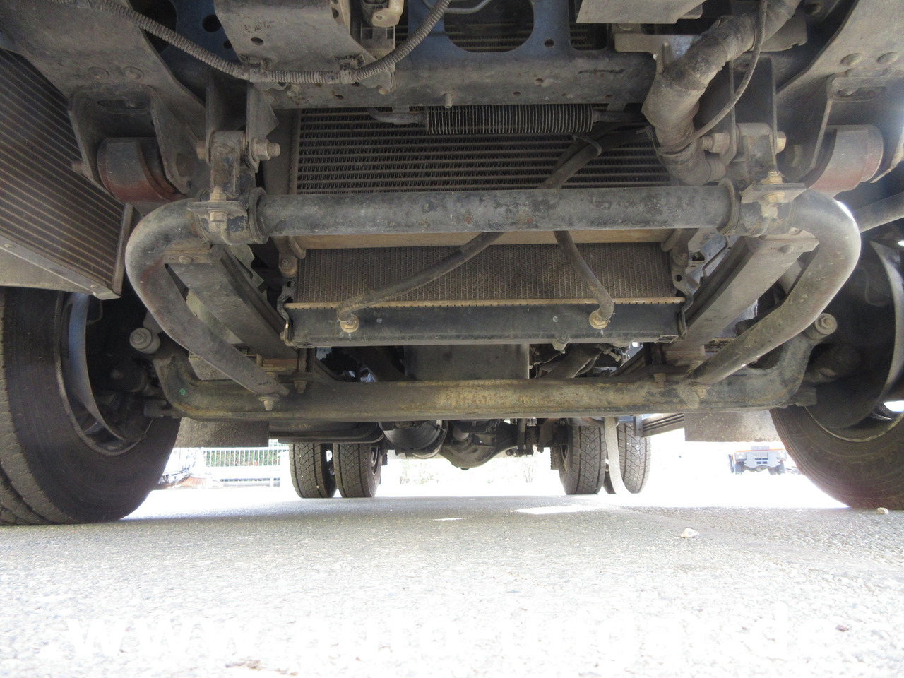 Isuzu NPR 75 Müllwagen Provence Benne - Faun Lifter Presse Kipper Trittbrett Bj 12 - Camión de basura: foto 5 Isuzu NPR 75 Müllwagen Provence Benne - Faun Lifter Presse Kipper Trittbrett Bj 12 - Camión de basura: foto 5