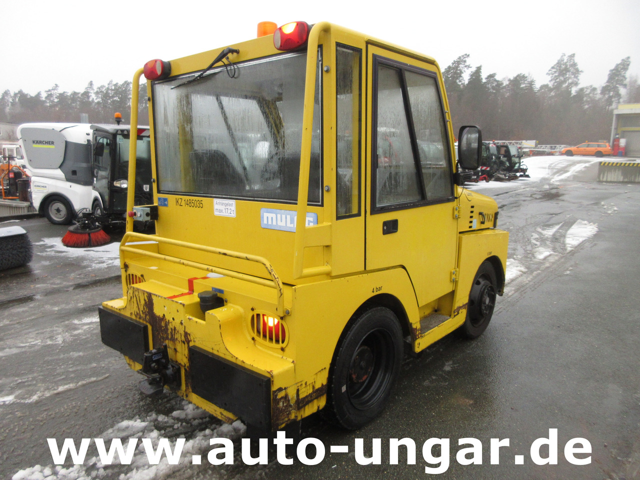 Tractor de equipaje MULAG Comet 6D Diesel Schlepper Push-Back GSE Gepäckwagen: foto 7 Tractor de equipaje MULAG Comet 6D Diesel Schlepper Push-Back GSE Gepäckwagen: foto 7
