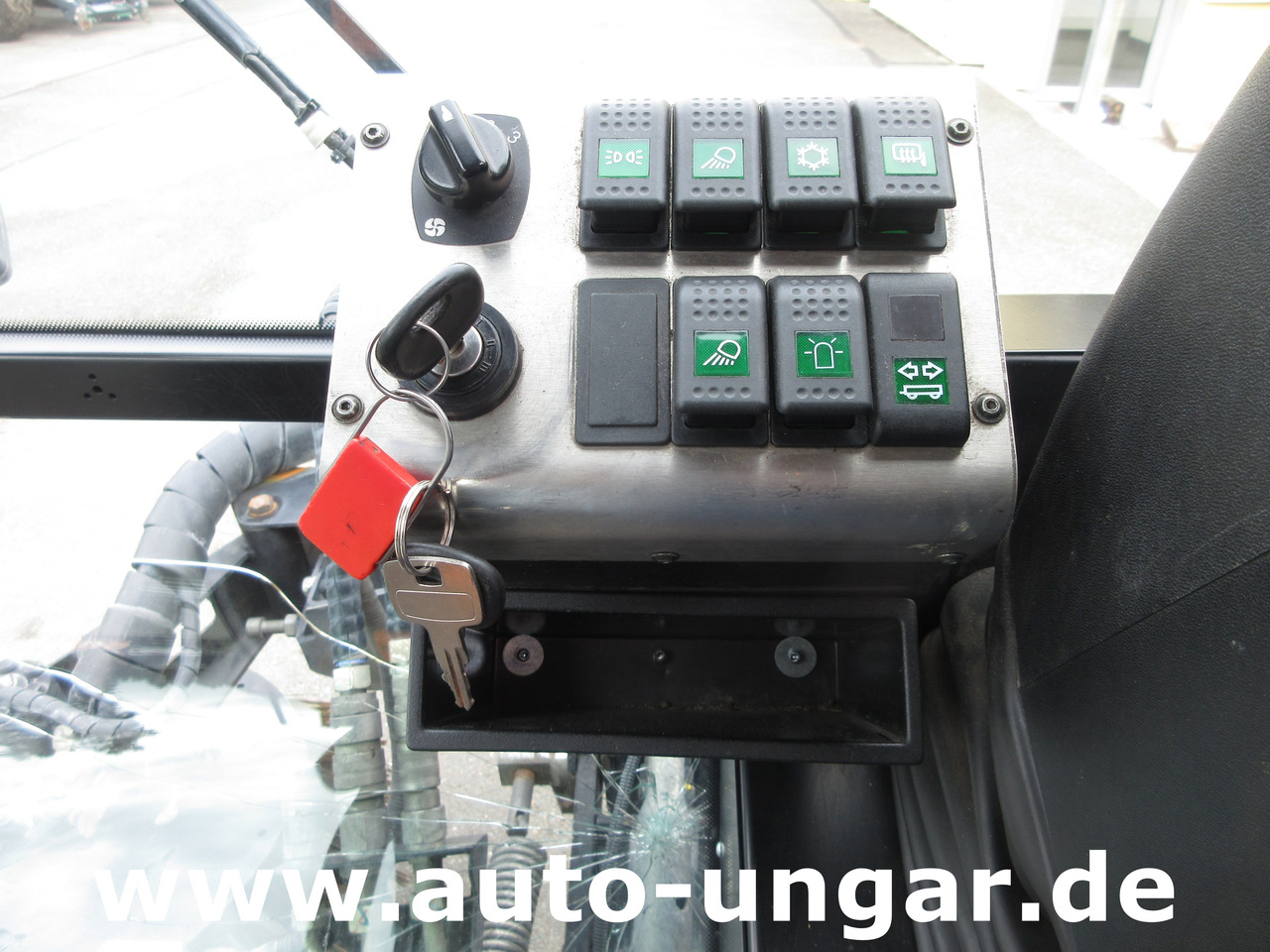 Barredora vial Nilfisk CR3500 CityRanger Schmidt Flexigo Multigo 4x4 Kehrmaschine Geräteträger: foto 21 Barredora vial Nilfisk CR3500 CityRanger Schmidt Flexigo Multigo 4x4 Kehrmaschine Geräteträger: foto 21