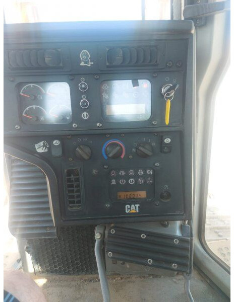 Bulldozer Caterpillar D6T XL: foto 8