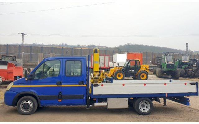 Iveco 50C18 Daily 3.D 16V +Effer - Furgoneta caja abierta, Furgoneta combi: foto 4 Iveco 50C18 Daily 3.D 16V +Effer - Furgoneta caja abierta, Furgoneta combi: foto 4