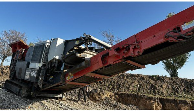 Sandvik QJ 341 - Trituradora de mandíbula: foto 2 Sandvik QJ 341 - Trituradora de mandíbula: foto 2