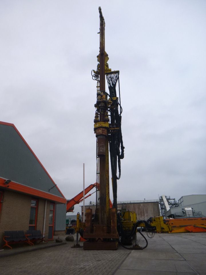 CASAGRANDE C14 ROTATING FOUNDATION ROTARY DRILL - Perforadora: foto 3 CASAGRANDE C14 ROTATING FOUNDATION ROTARY DRILL - Perforadora: foto 3