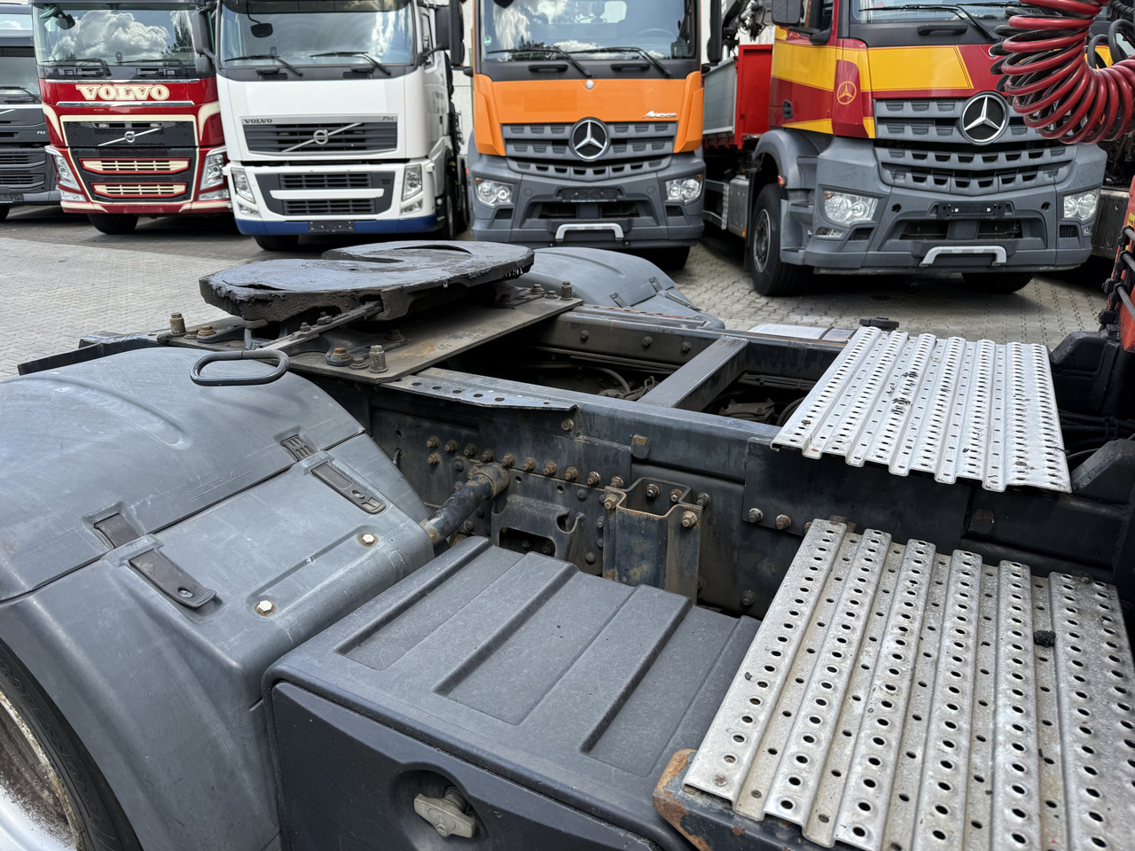 MAN TGA 18.430 Kran Palfinger 16502 Jib 26.5 Meter - Cabeza tractora: foto 2 MAN TGA 18.430 Kran Palfinger 16502 Jib 26.5 Meter - Cabeza tractora: foto 2