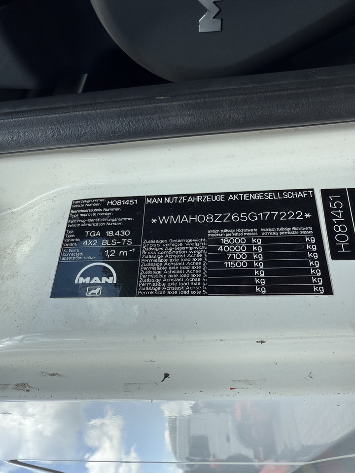 MAN TGA 18.430 Kran Palfinger 16502 Jib 26.5 Meter - Cabeza tractora: foto 5 MAN TGA 18.430 Kran Palfinger 16502 Jib 26.5 Meter - Cabeza tractora: foto 5