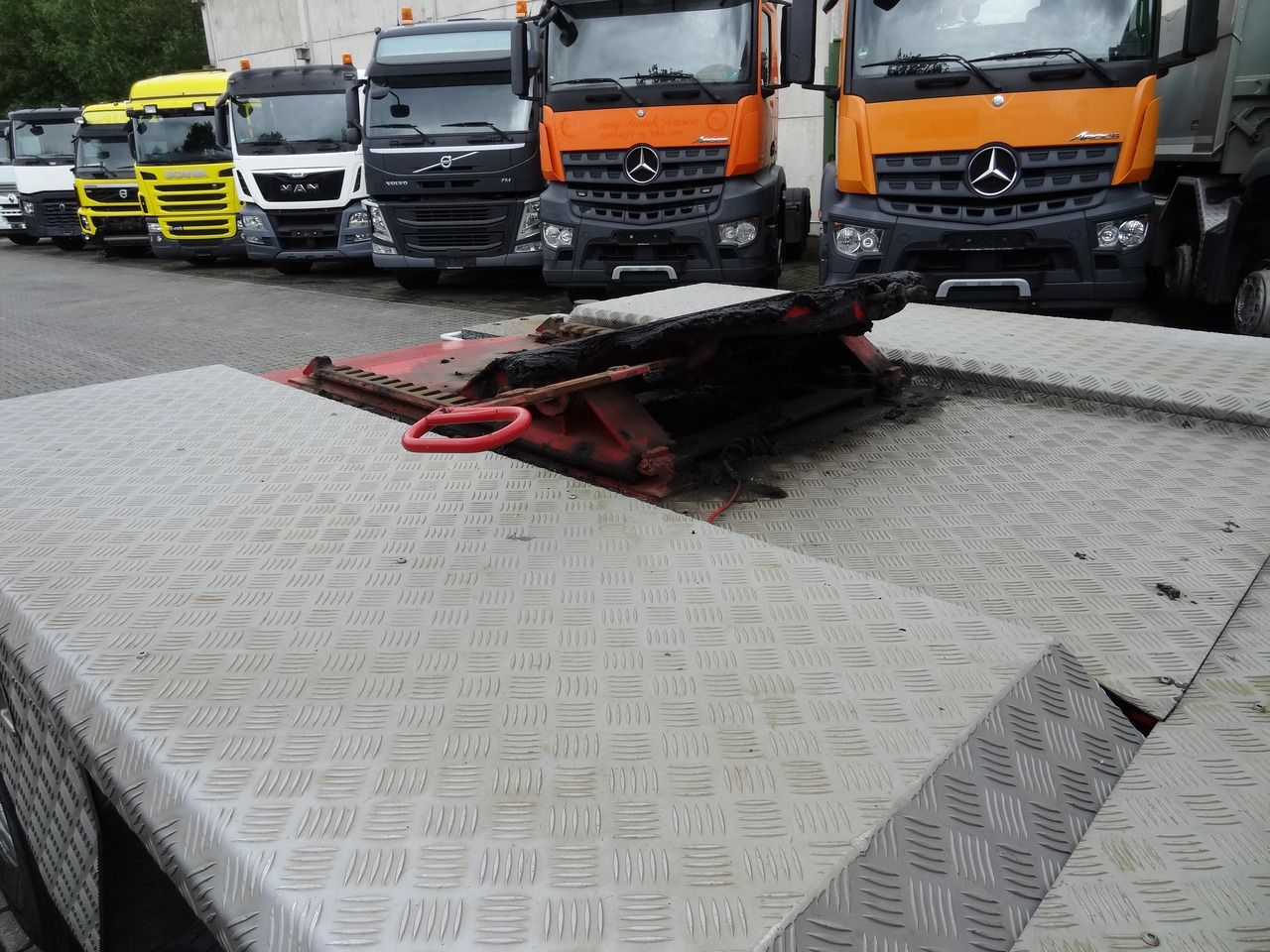 Daf XF105 460 6X2 Palfinger PK 34002 - Camión grúa, Cabeza tractora: foto 3 Daf XF105 460 6X2 Palfinger PK 34002 - Camión grúa, Cabeza tractora: foto 3