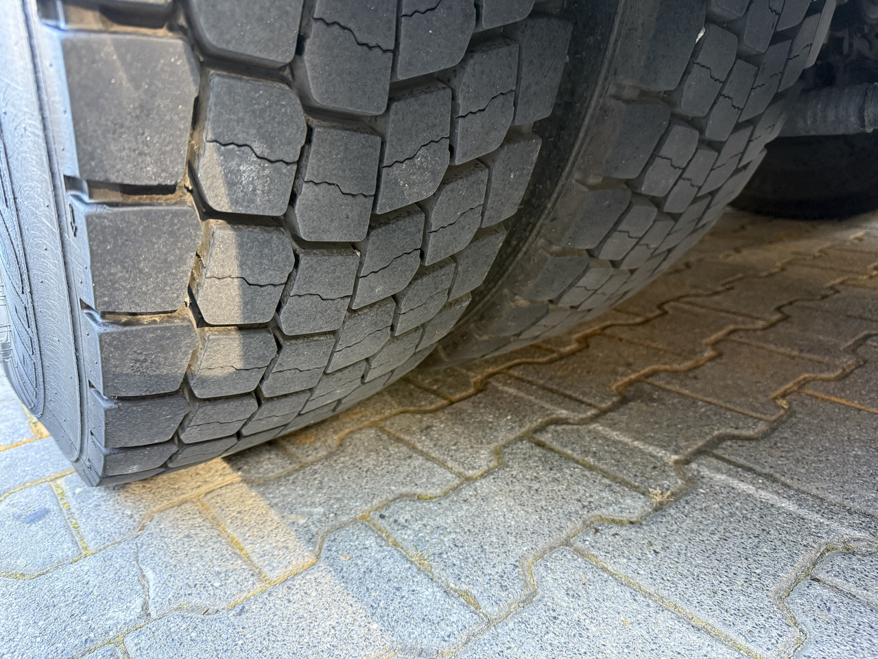 Camión grúa, Camión caja abierta MAN TGX 26.480 6X2 Hiab 422 Bj 2017 bis 30 Meter: foto 7 Camión grúa, Camión caja abierta MAN TGX 26.480 6X2 Hiab 422 Bj 2017 bis 30 Meter: foto 7